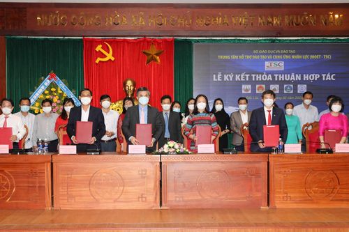 Hợp tác nâng cao chất lượng giáo dục, nguồn nhân lực tỉnh Đắk Lắk