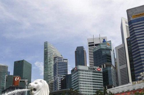 Singapore tăng lương để thu hút thêm lao động nước ngoài