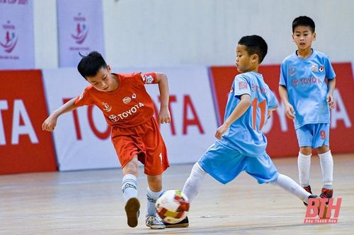 Giải Bóng đá U9 toàn quốc 2021: Ngược dòng ngoạn mục, Thanh Hóa vươn lên đầu bảng A