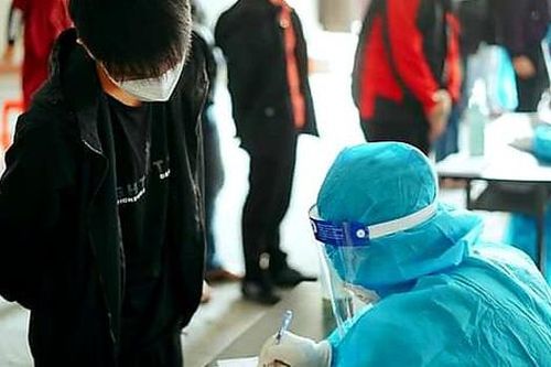 Test nhanh hàng nghìn sinh viên trước khi quay trở lại trường