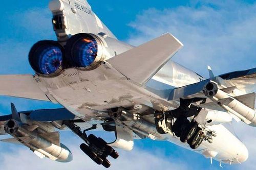 Tên lửa Nga 'khóa chặt' châu Âu từ Địa Trung Hải đến Baltic