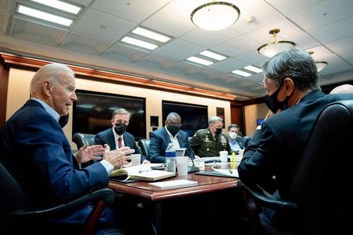 Ông Biden tức tốc họp Hội đồng An ninh Quốc gia