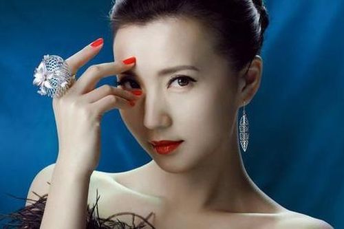 'Điêu Thuyền' đẹp nhất màn ảnh 'mất tích' nhiều năm bất ngờ tái xuất