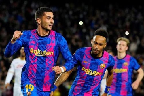 Nhận định, dự đoán Valencia vs Barcelona, 22h15 ngày 20/02: Chỉnh lại thước ngắm