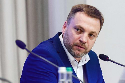 Đoàn thị sát của Bộ trưởng Nội vụ Ukraine bị nã đạn cối tại Donbass