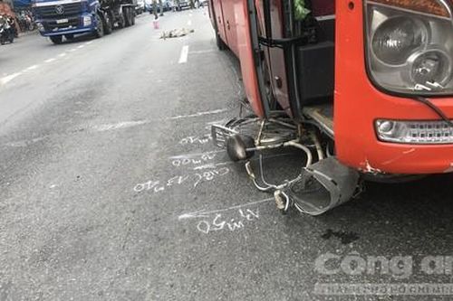 TPHCM: Xe giường nằm kéo lê xe đạp, 1 phụ nữ tử vong trên đường đi chợ