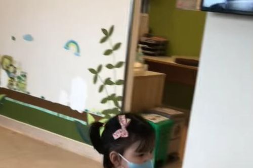 Quách Ngọc Ngoan khoe clip rõ nét của con gái 3 tuổi: Khen con 'chuẩn gen nhà nội' nhưng không quên nhắc tới Phượng Chanel