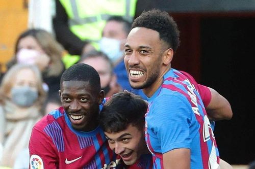 Bàn thắng gây tranh cãi của Aubameyang