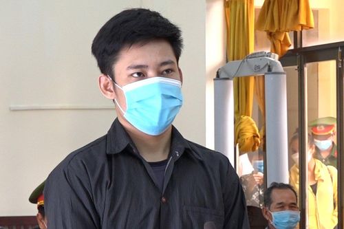 Nhận án 13 năm tù vì đâm bạn thủng tim