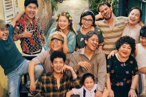 Bố già bị chê thảm hại ở nước ngoài, giới phê bình trong nước đưa ý kiến 'phản pháo'