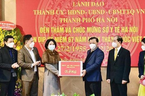 Ngành Y tế nỗ lực chăm sóc, bảo vệ sức khỏe, tính mạng của nhân dân