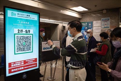 Hong Kong (Trung Quốc) công bố quy định về 'thẻ thông hành vaccine'