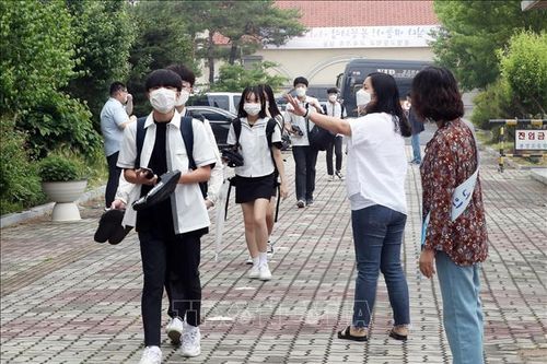 Hàn Quốc cho phép các trường tổ chức học từ xa trong 2 tuần đầu tháng 3 tới