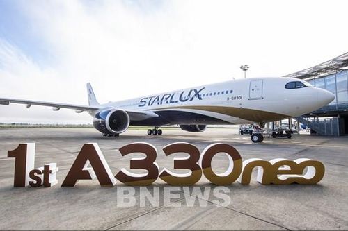 Hãng hàng không STARLUX ra mắt đội bay thân rộng với chiếc A330neo đầu tiên