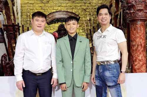 Hồ Văn Cường có thành tích 'khởi sắc' sau khi tái xuất dưới sự giúp đỡ của danh ca Ngọc Sơn và bầu Thụy