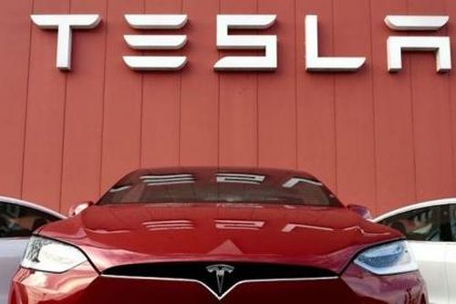 Ôtô điện Tesla ở Mỹ đang bị điều tra vì sự cố phanh ảo