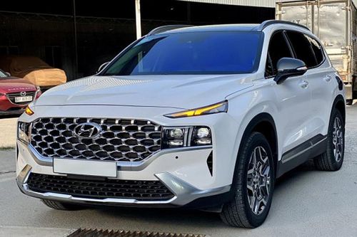 'Khan hàng', Hyundai SantaFe cũ tại Việt Nam rao bán đắt hơn xe mới