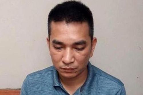 Người chồng trút 'mưa dao' xuống vợ