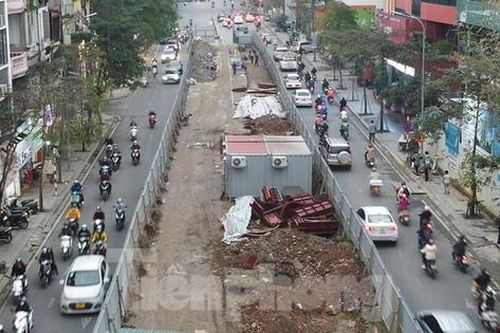 Công trình gần 150 tỷ thi công cầm chừng ảnh hưởng giao thông những ngày đầu năm