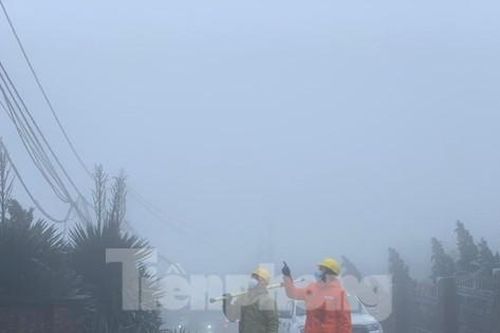 Băng tuyết đã tan trên đỉnh Mẫu Sơn