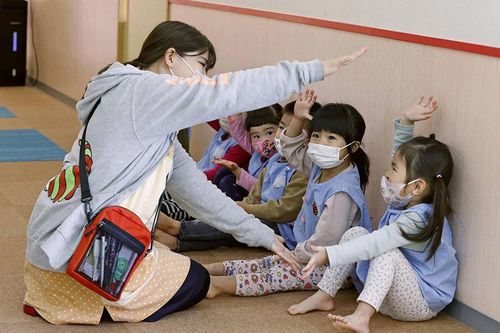 Nhật Bản giới thiệu nhiều công nghệ giúp nuôi con nhàn nhã