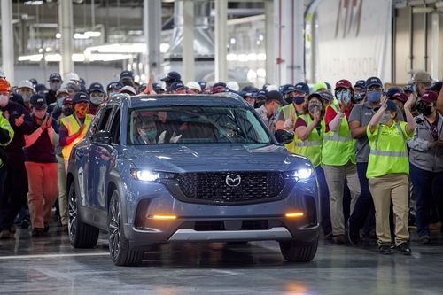 Loạt xe gầm cao sắp được trình làng trong tháng 3/2022