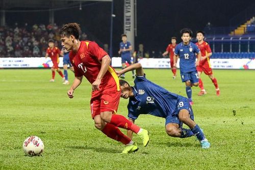 U23 Việt Nam đánh bại U23 Thái Lan bằng siêu phẩm đá phạt
