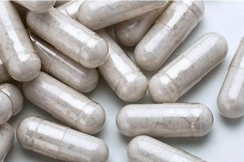 Bổ sung vitamin không có tác dụng ngăn tử vong do COVID-19