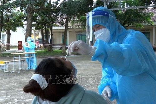 Kon Tum: Gặp khó trong việc trả lại tiền chênh lệch xét nghiệm COVID-19