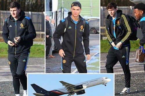 Man United phải đổi máy bay để kịp đá trận gặp Atletico