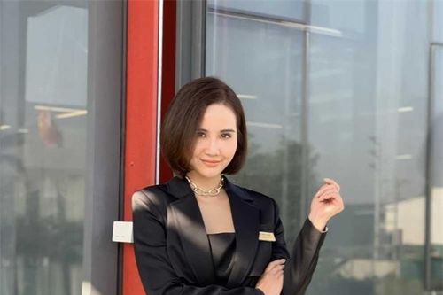Thời trang công sở của Minh Hằng, Huyền Lizzie trên phim khiến hội chị em mê mệt