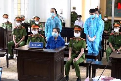 Vận chuyển trái phép 470.000 USD qua biên giới, 'trùm' buôn lậu Mười Tường lãnh án 8 năm tù