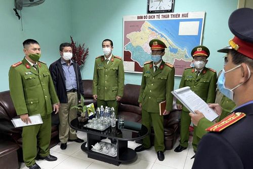 Đình chỉ sinh hoạt Đảng Giám đốc và Kế toán Trung tâm Kiểm soát bệnh tật tỉnh Thừa Thiên - Huế