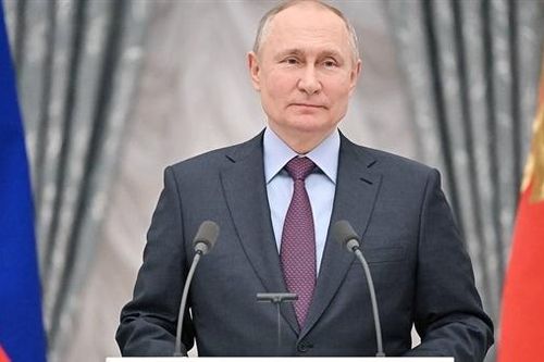 Giữa lúc căng thẳng, ông Putin hé lộ việc phát triển vũ khí 'khủng'