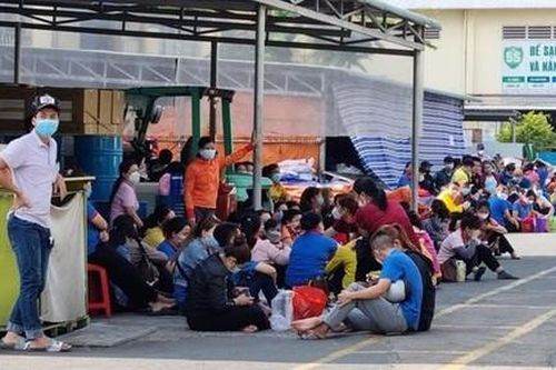 1.300 công nhân ngưng việc ở TPHCM và Bình Dương đã trở lại làm việc