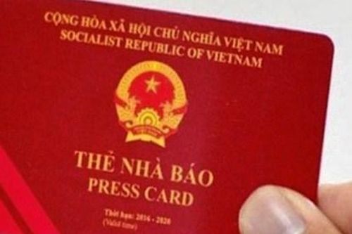 Hải Dương: Bị CSGT kiểm tra, rút thẻ nhà báo giả để xin