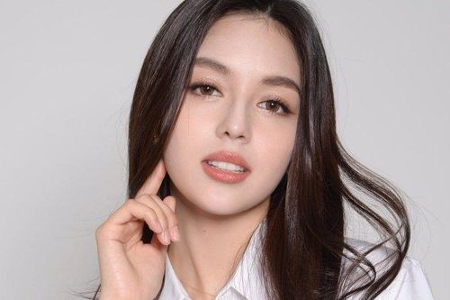 Nữ thần tượng Philippines sắp ra mắt ở Kpop