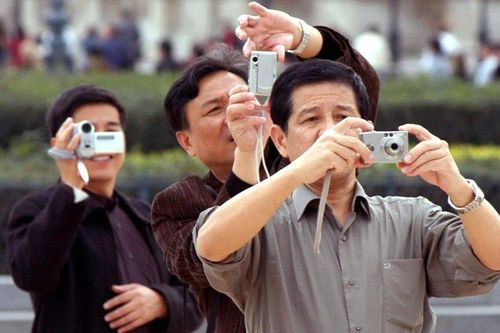 Du khách đã tiêm vaccine Covid-19 sẽ được vào EU