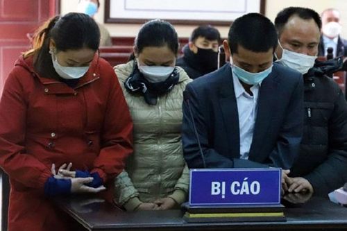 Phạt hơn 19 năm tù 4 đối tượng đưa người trốn đi nước ngoài