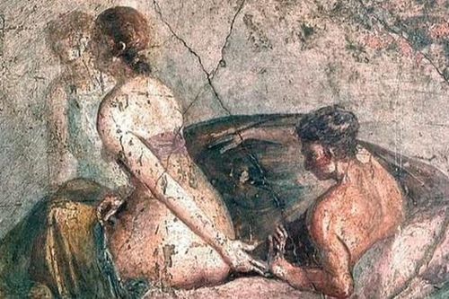 Bất ngờ trước cảnh 'nóng' trên tranh tường từ cách đây 2.000 năm