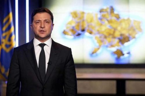 Tổng thống Ukraine tuyên bố thiết quân luật