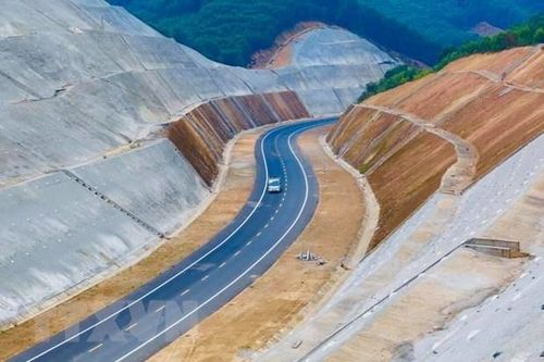 Ký thỏa thuận hợp tác đầu tư dự án cao tốc Đồng Đăng-Trà Lĩnh