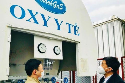 Các bệnh viện tuyến đầu của Hà Nội đảm bảo oxy y tế điều trị bệnh nhân COVID-19