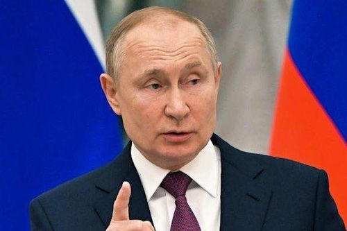 Tổng thống Nga Putin tuyên bố thực hiện chiến dịch quân sự ở Ukraine