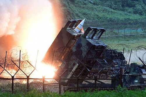 Tổng thống Putin tuyên bố mở chiến dịch quân sự đặc biệt ở Ukraine