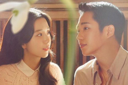 Nghi vấn Jung Hae In bỏ quên áo ở nhà 'người yêu' Jisoo (BLACKPINK)?