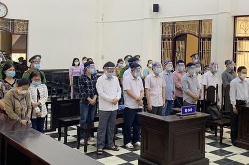 Nhóm cựu quan chức và 'cò đất' ở Trà Vinh lãnh án