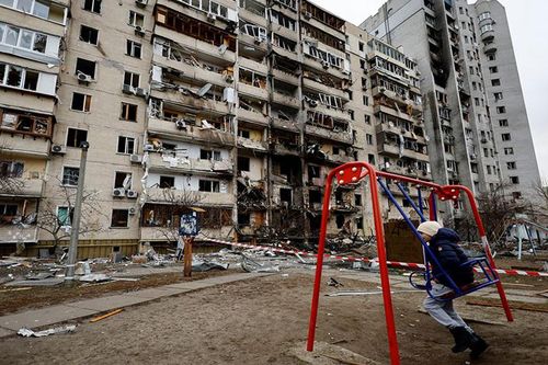 Giao tranh tiếp diễn giữa binh sĩ Nga và Ukraine