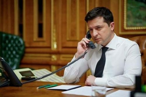 Tổng thống Ukraine tuyên bố ở lại Kiev