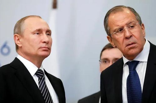 EU áp trừng phạt ông Putin, Ngoại trưởng Nga
